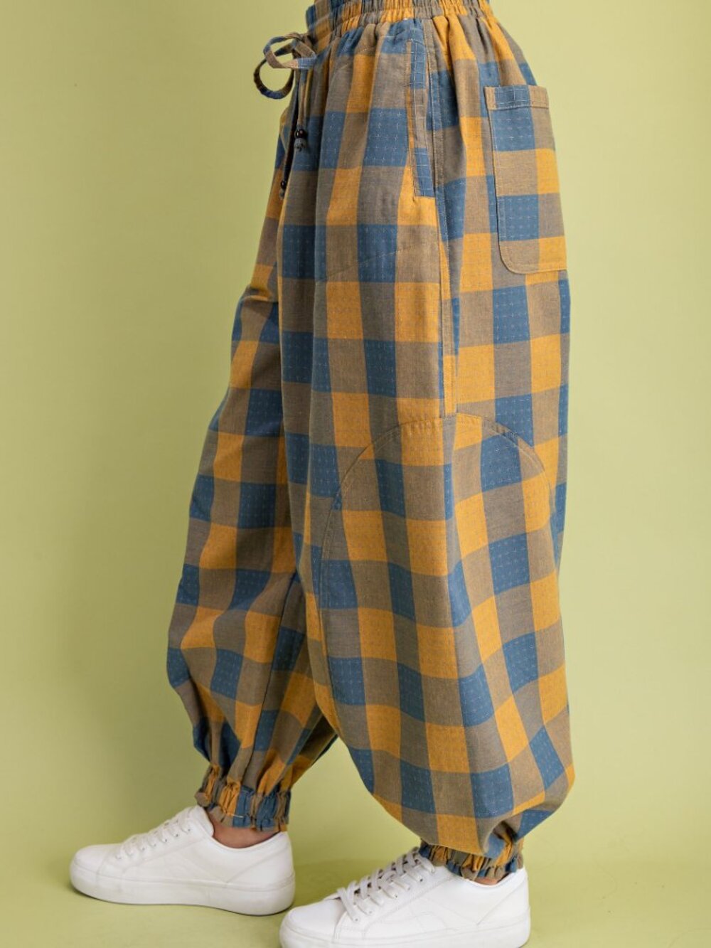 Check Print Balloon Style Pants - Picture 4 of 6